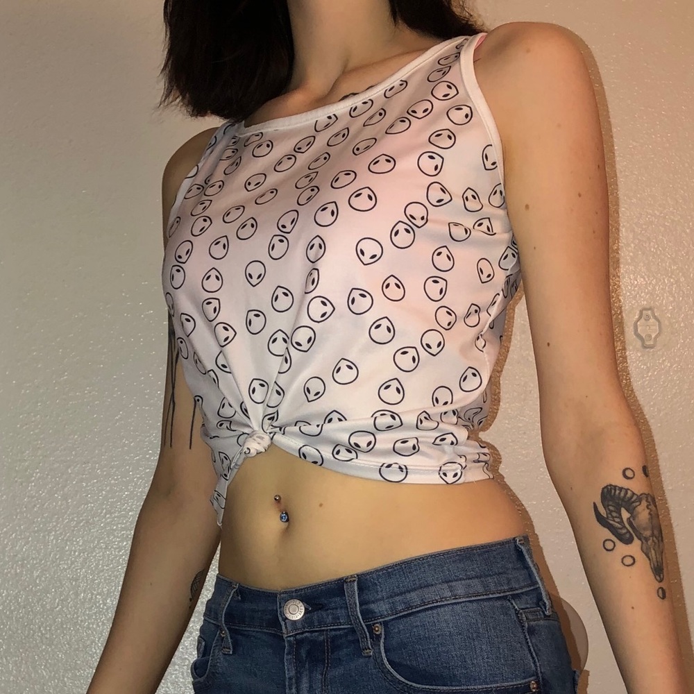 Alien crop tank